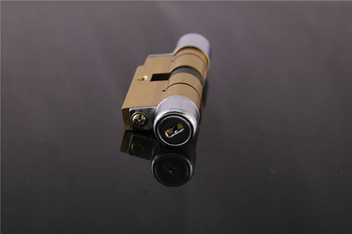 贞丰李文锁城开锁公司开锁一般多少钱，开自家大门锁